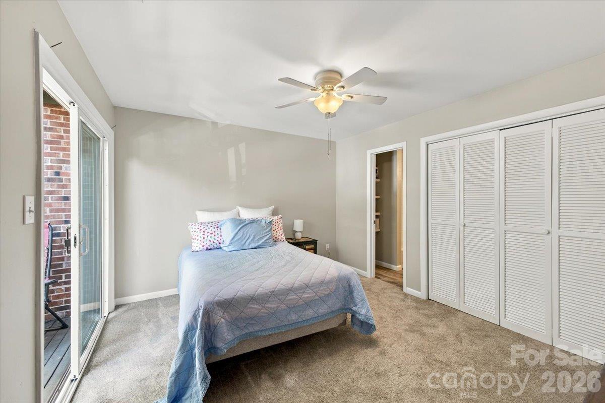 5805 Sharon Road, Unit E Charlotte, NC 28210 - Photo 13 of 27 Gallery Image 13