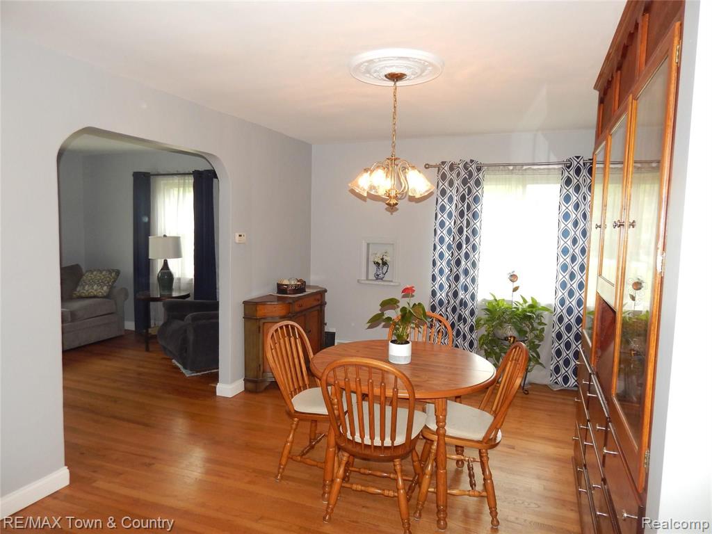 433 Elms Road Flushing, MI 48433 - Photo 7 of 36