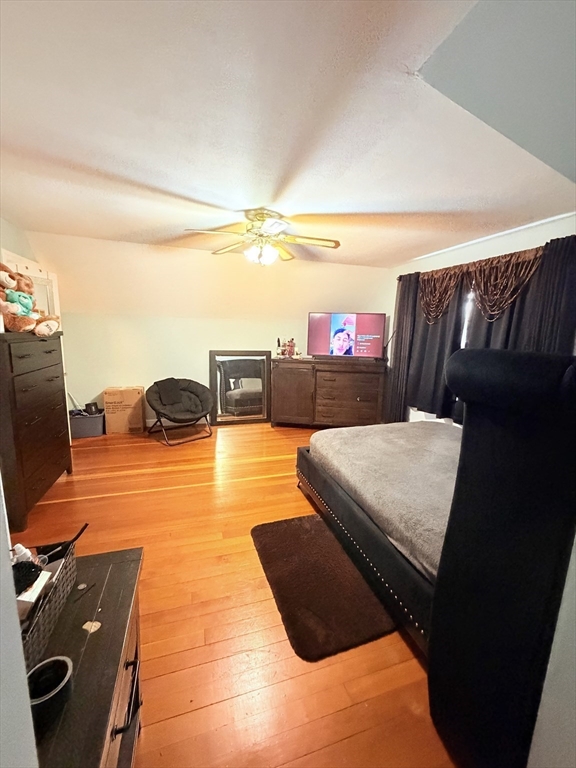 22 Felicia Street Springfield, MA 01104 - Photo 30 of 33