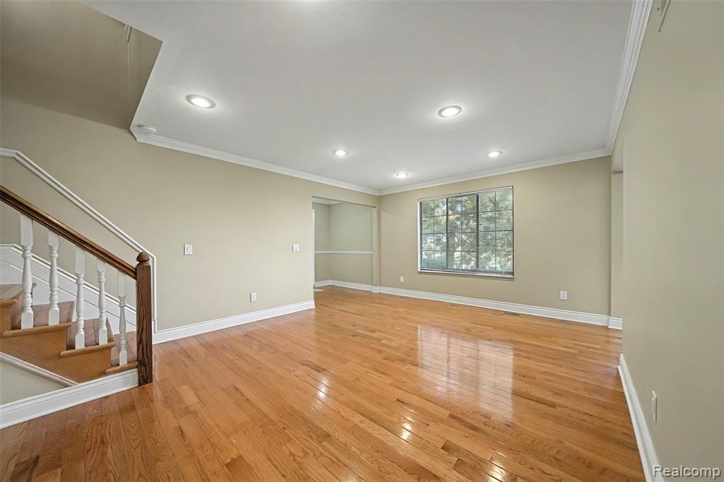 107 Meadow Ln Circle, Unit 2 Rochester, MI 48307 - Photo 8 of 24