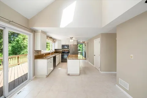 $739,900 | 7 Hundred Oaks Lane, Ashland, MA 01721