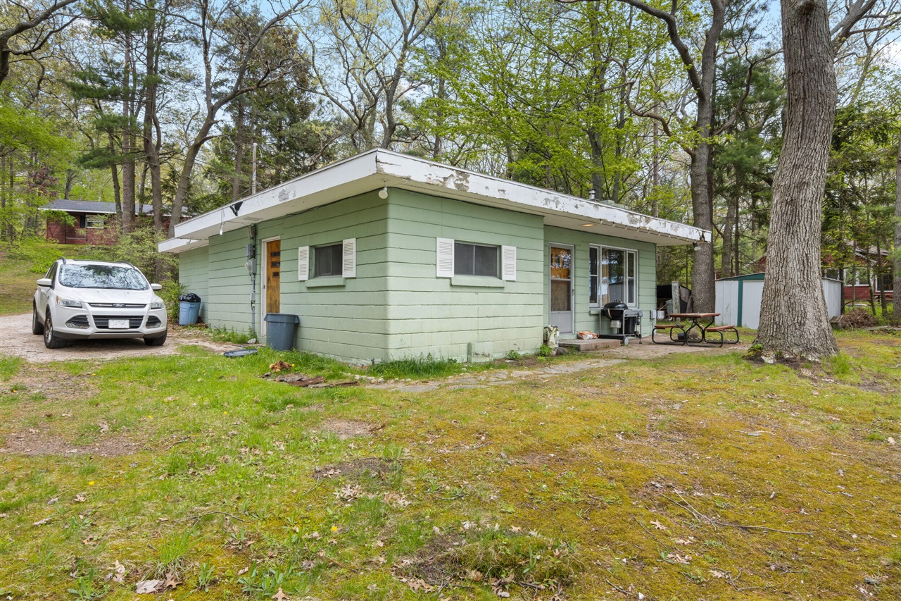 95 East Piney Road Manistee, MI 49660 - Photo 4 of 13