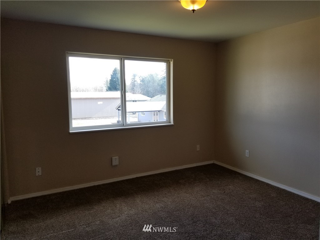 912 North Harding Road Elma, WA 98541 - Photo 13 of 24 Gallery Image 13