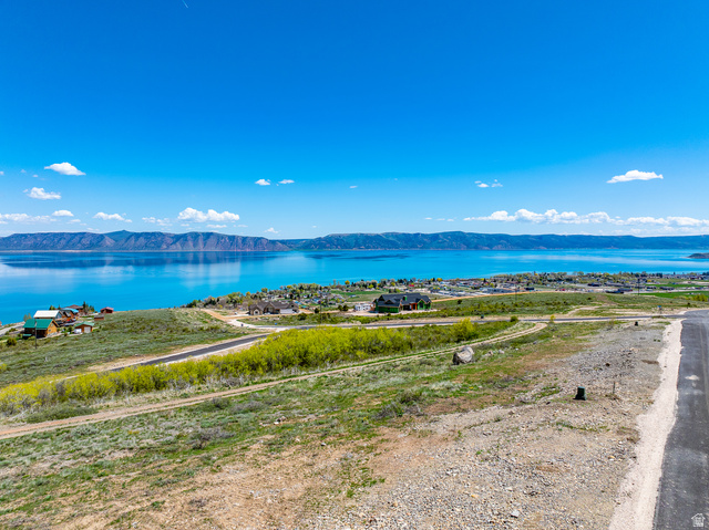 560 North Elks Ridge Road, Unit 47 Garden City, UT 84028 - Photo 5 of 8