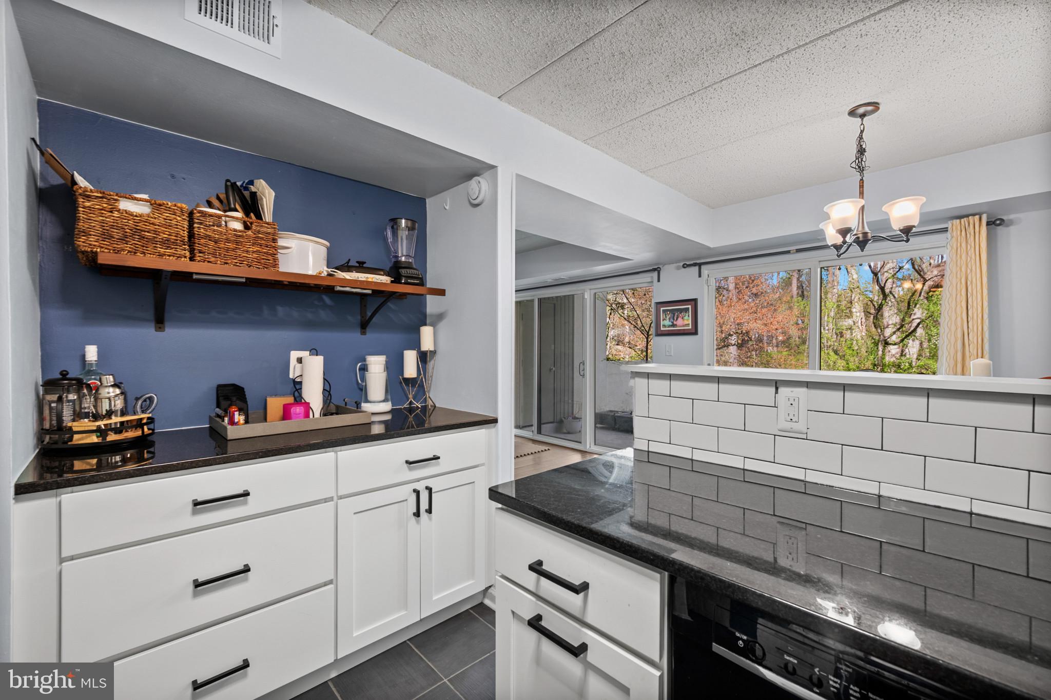 5659 Harpers Farm Road, Unit A Columbia, MD 21044 - Photo 12 of 30 Kitchen