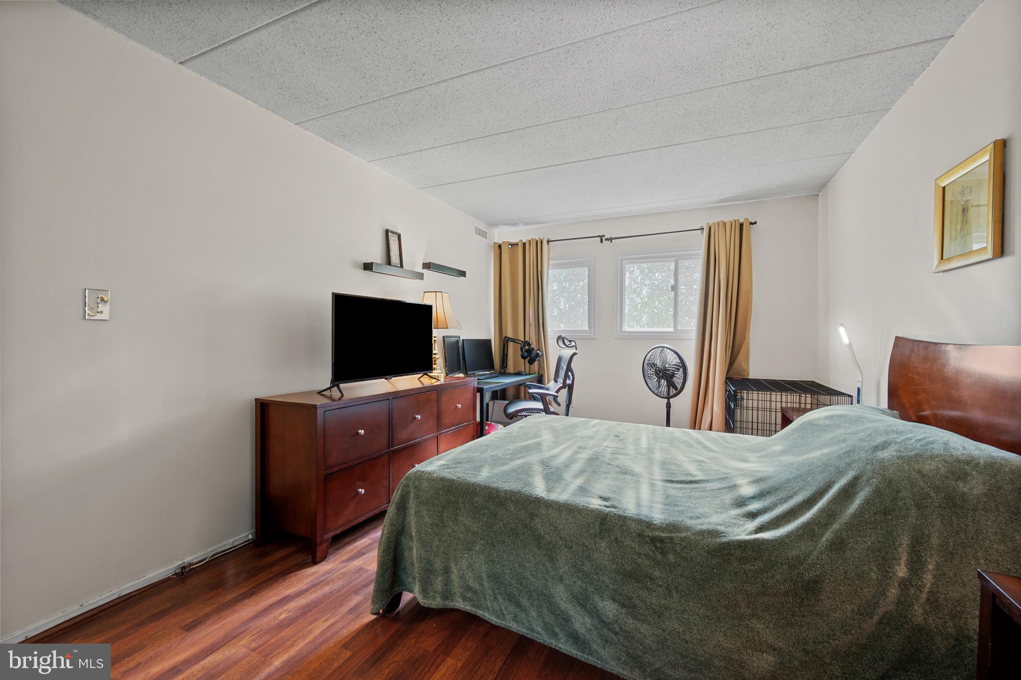 5659 Harpers Farm Road, Unit A Columbia, MD 21044 - Photo 21 of 30 Primary bedroom