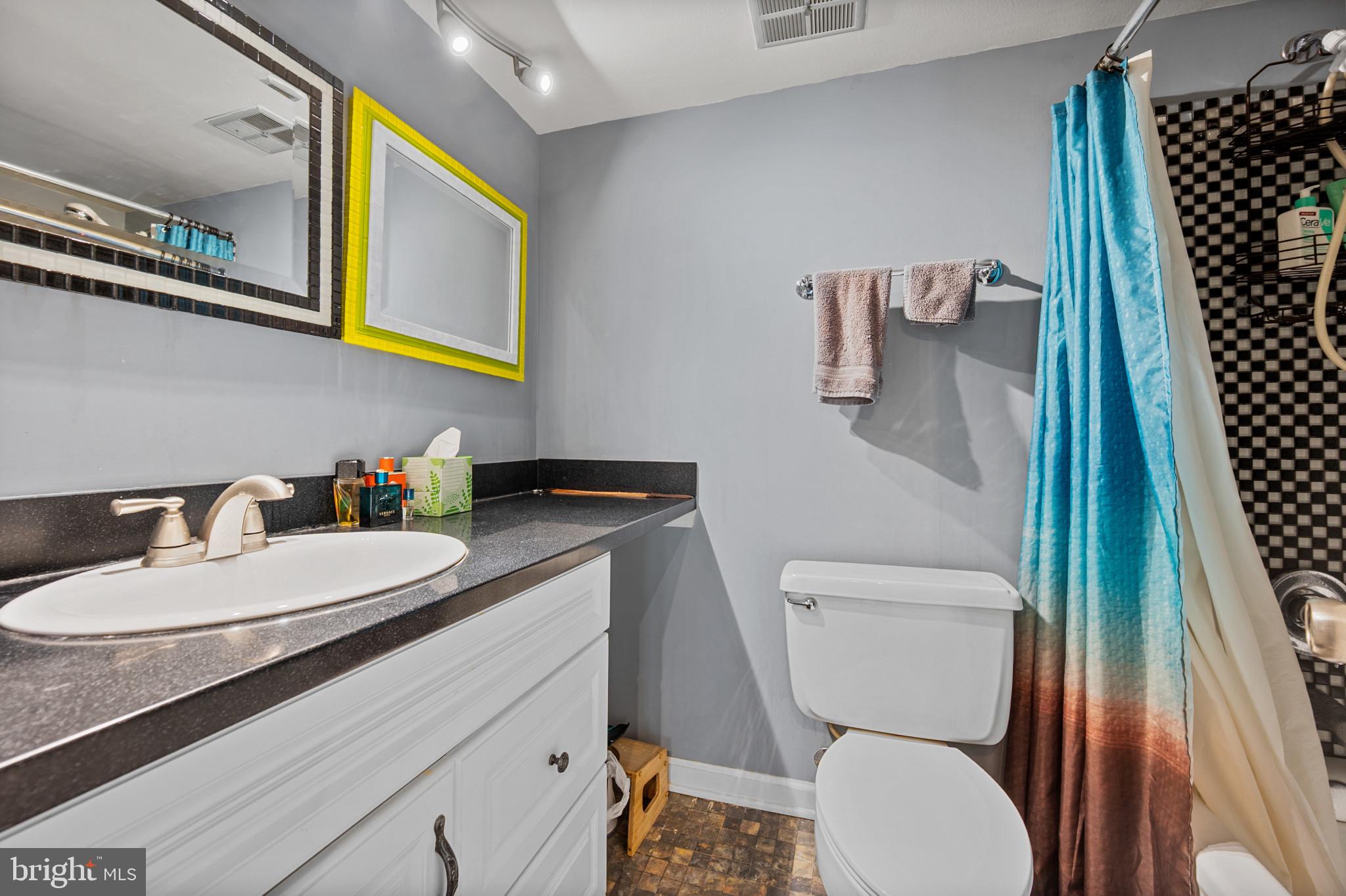 5659 Harpers Farm Road, Unit A Columbia, MD 21044 - Photo 24 of 30 Full bathroom