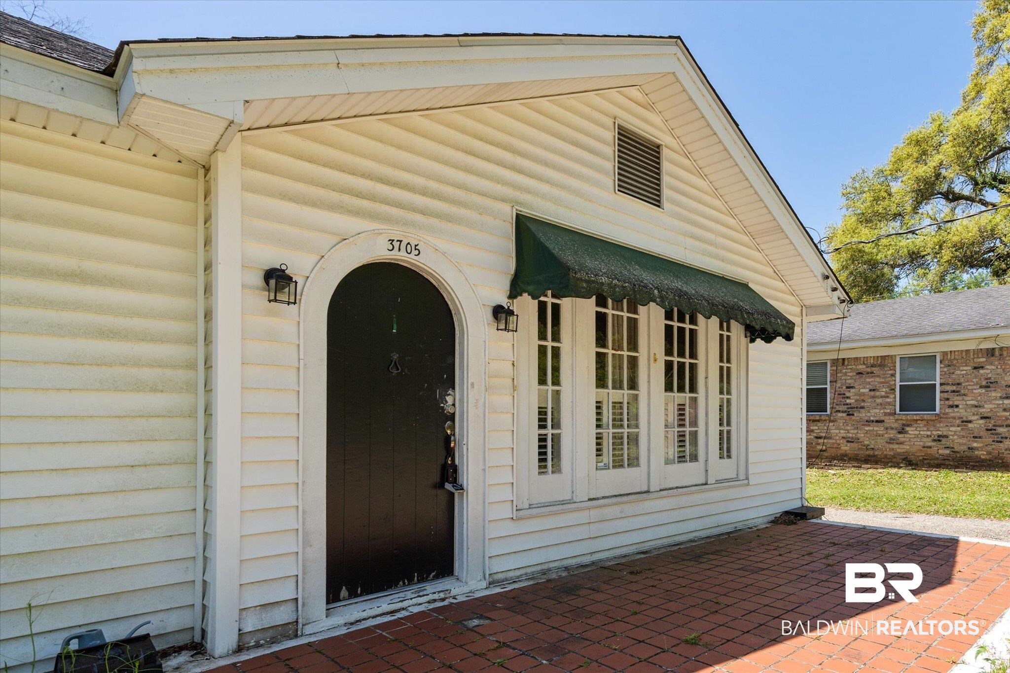 3705 Old Shell Road Mobile, AL 36608 - Photo 17 of 22 25 foot by 10.5 foot