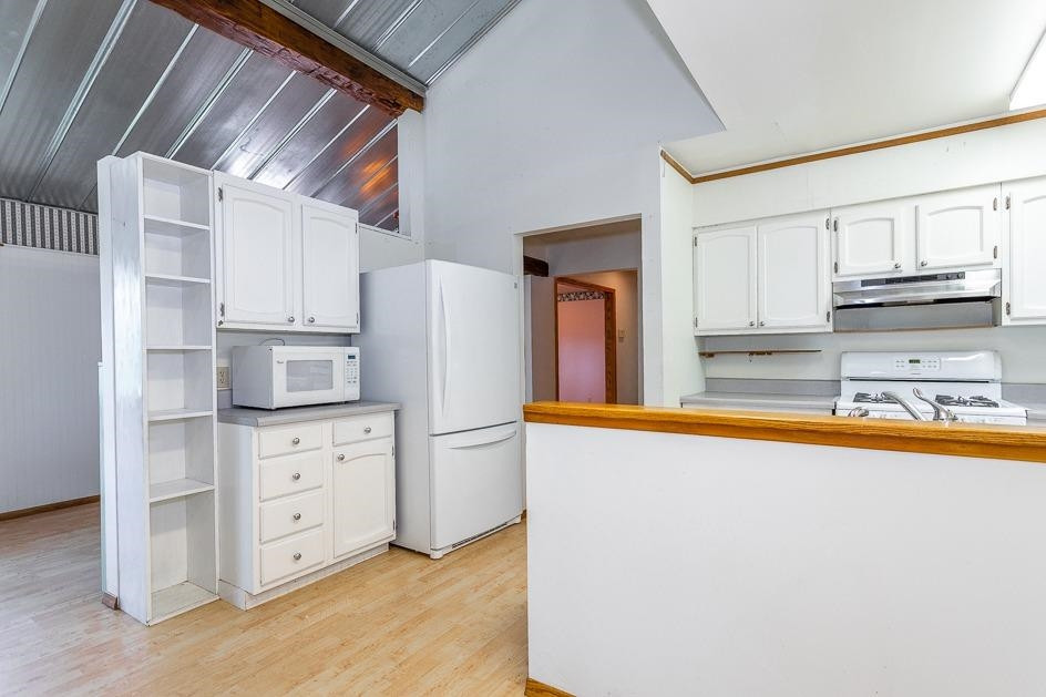 16208 Sanford Road Addison, MI 49220 - Photo 12 of 27 Photo 12