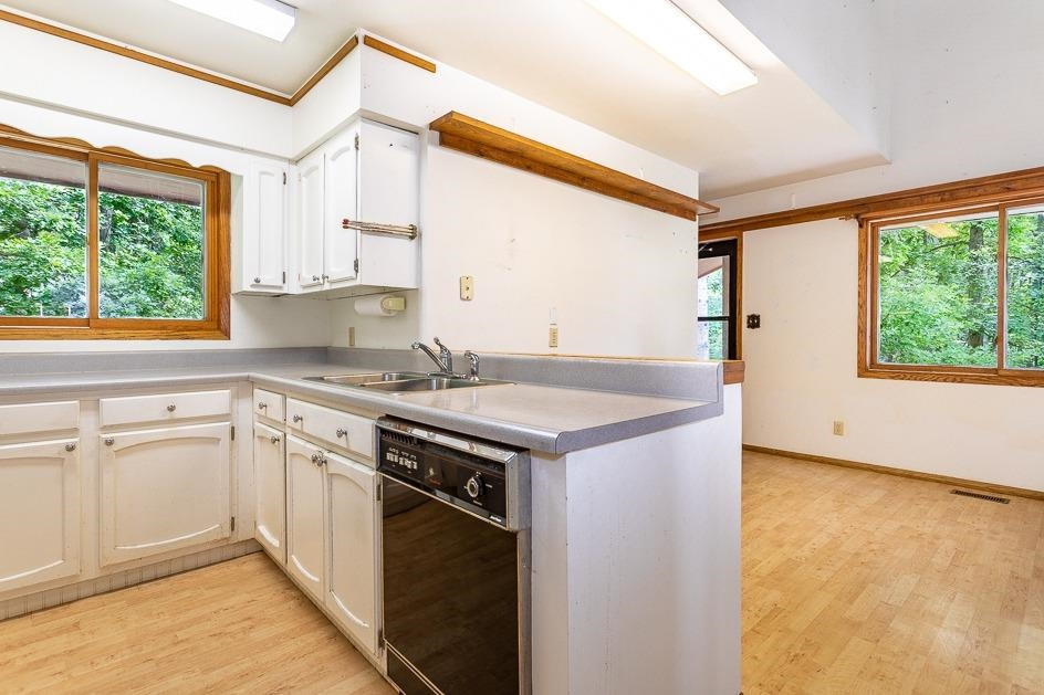 16208 Sanford Road Addison, MI 49220 - Photo 13 of 27 Photo 13
