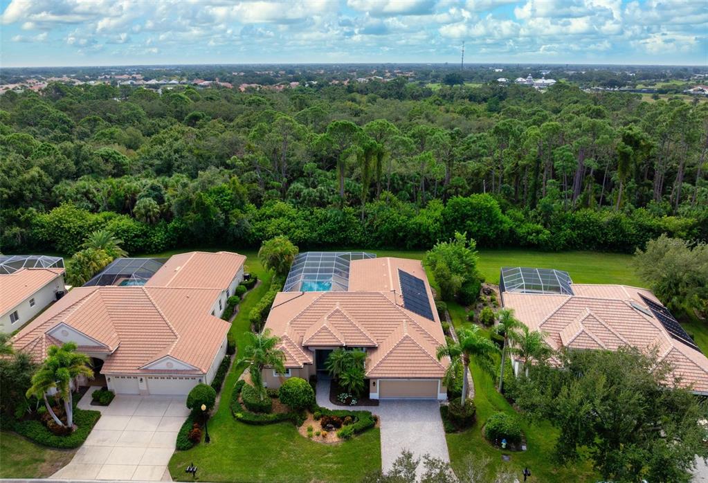 1334 Tuscany Boulevard Venice, FL 34292 - Photo 4 of 70 Gallery Image 4