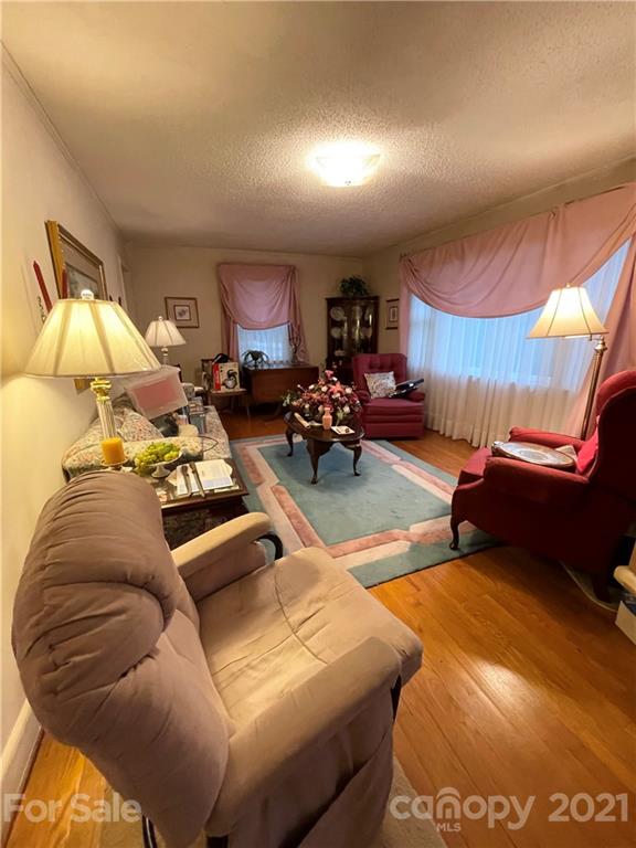 122 Haigler Road Southeast Lenoir, NC 28645 - Photo 5 of 15 Gallery Image 5
