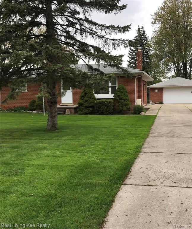 48072 Fuller Road Chesterfield, MI 48051 - Photo 3 of 23