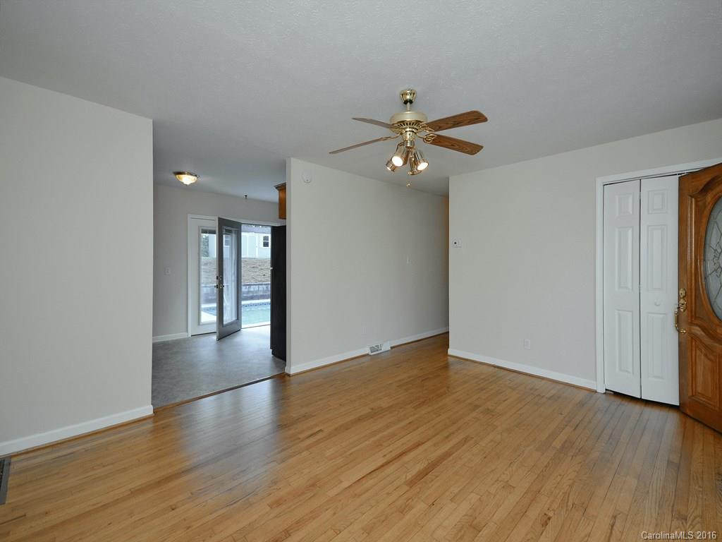 403 Rowland Rd. Swannanoa, NC 28778 - Photo 8 of 24 Gallery Image 8