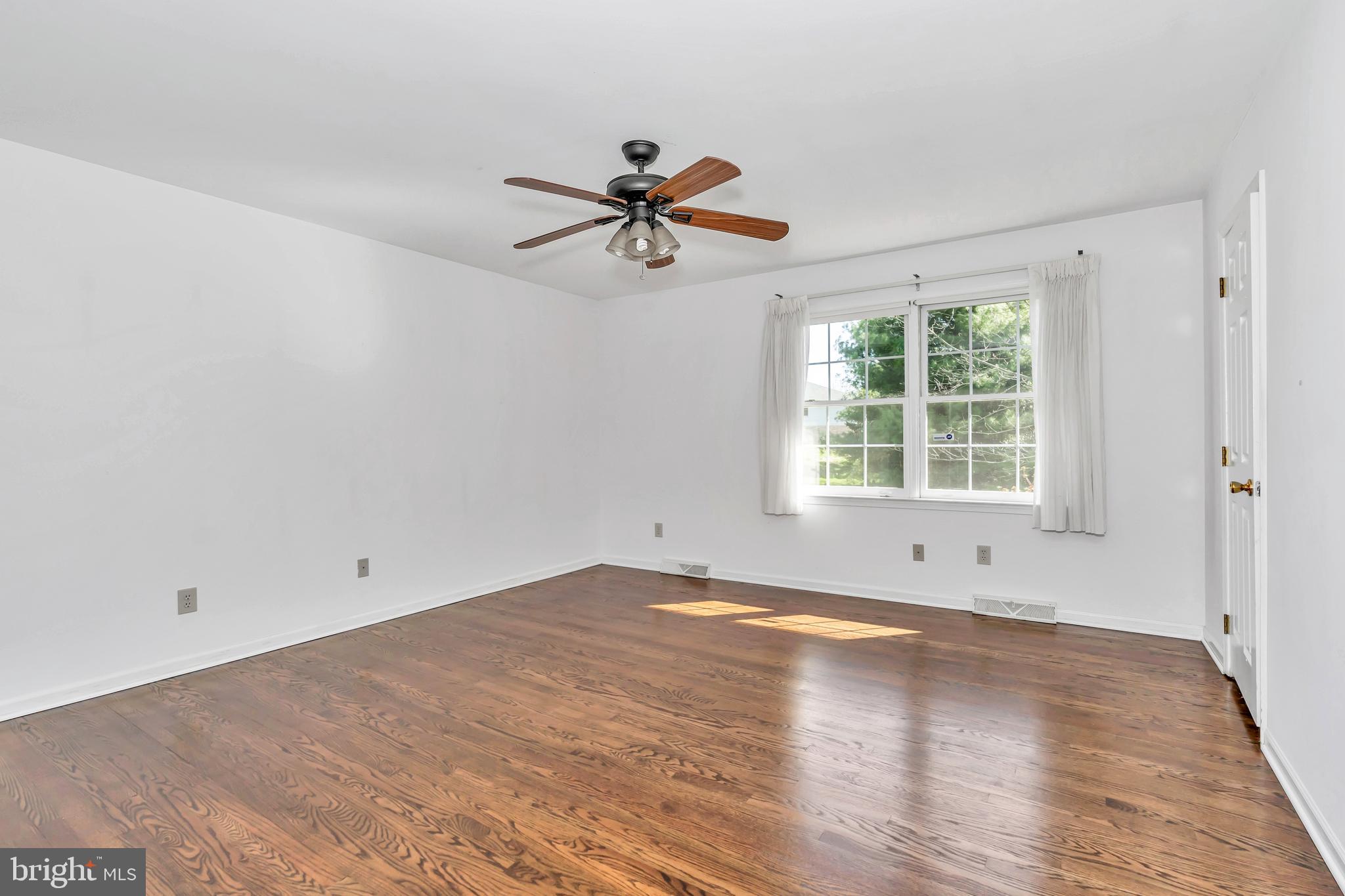 1 Ogden Court Bear, DE 19701 - Photo 18 of 32 primary bedroom