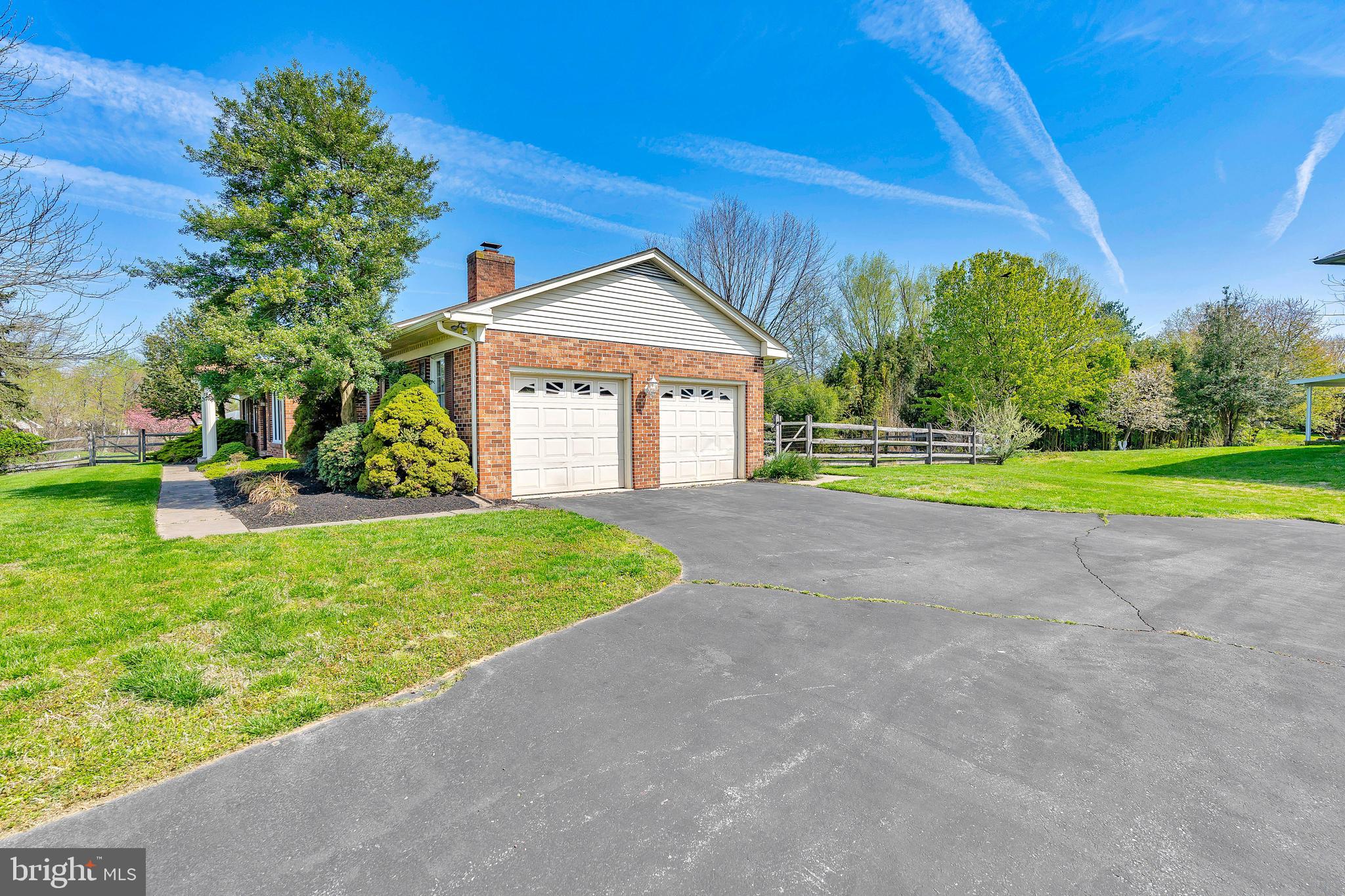1 Ogden Court Bear, DE 19701 - Photo 28 of 32 Side entry garage