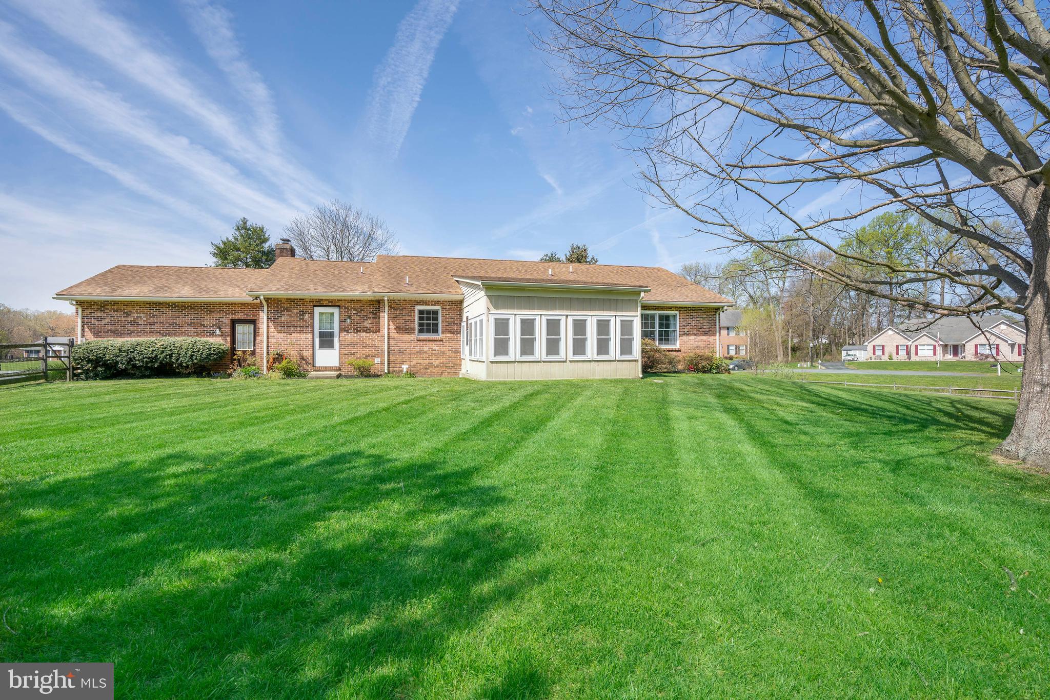 1 Ogden Court Bear, DE 19701 - Photo 31 of 32 fenced in backyard