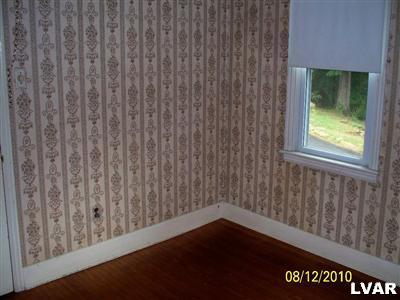 4959 Grammes Road Orefield, PA 18069 - Photo 13 of 20