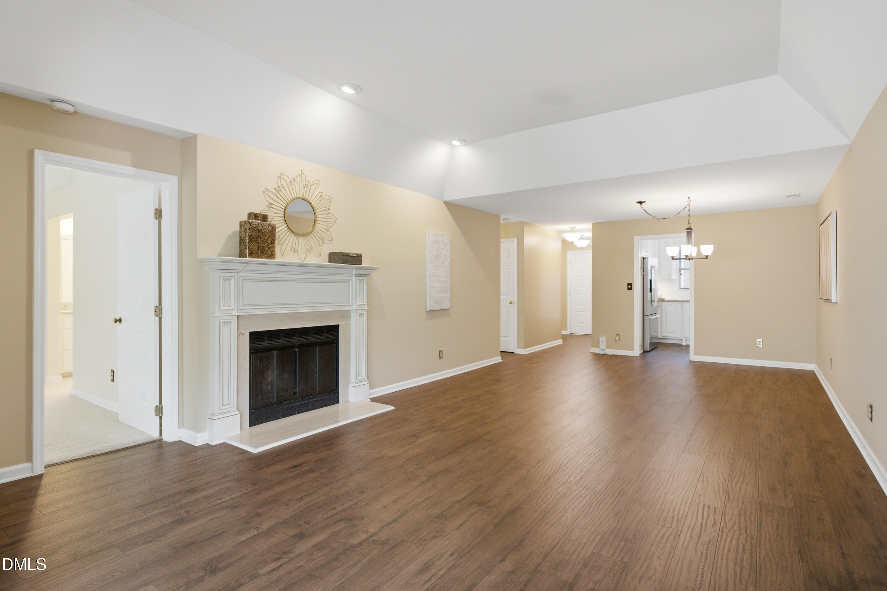 750 Washington Street, Unit 302 Raleigh, NC 27605 - Photo 3 of 40 750 Washington St #302-20