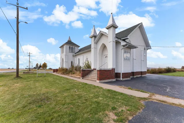 $125,000 | 2406 170th Avenue, Aledo, IL 61231