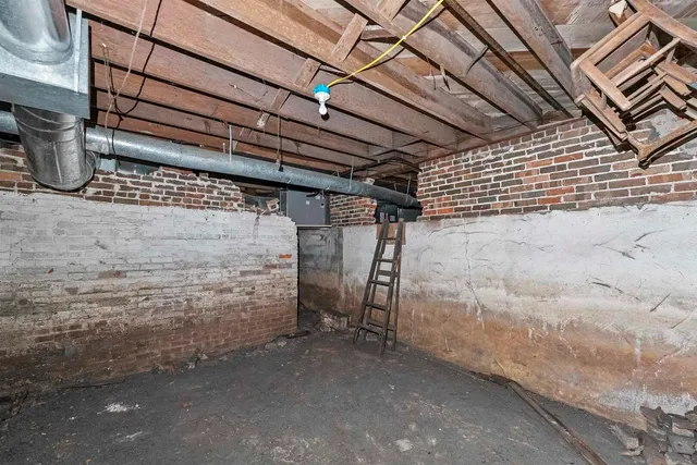 $125,000 | 2406 170th Avenue, Aledo, IL 61231