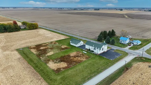 $125,000 | 2406 170th Avenue, Aledo, IL 61231