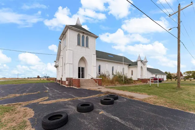 a view of a street with residential houses