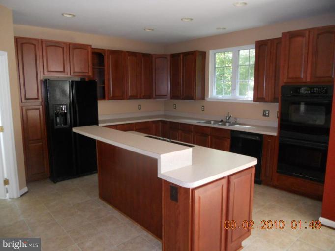 4805 Young Road Waldorf, MD 20601 - Photo 4 of 7 Kitchen