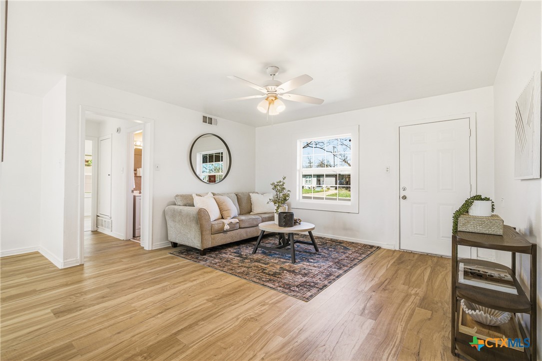 935 Fannin Loop Temple, TX 76501 - Photo 4 of 22