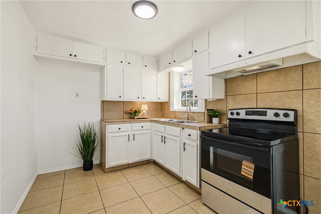 935 Fannin Loop Temple, TX 76501 - Photo 10 of 22