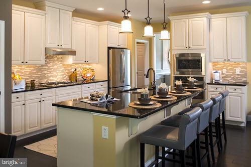 1655 Buckingham Road Harrisburg, PA 17111 - Photo 3 of 17 Gallery Image 3