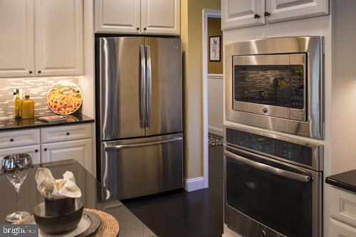 1655 Buckingham Road Harrisburg, PA 17111 - Photo 5 of 17 Gallery Image 5