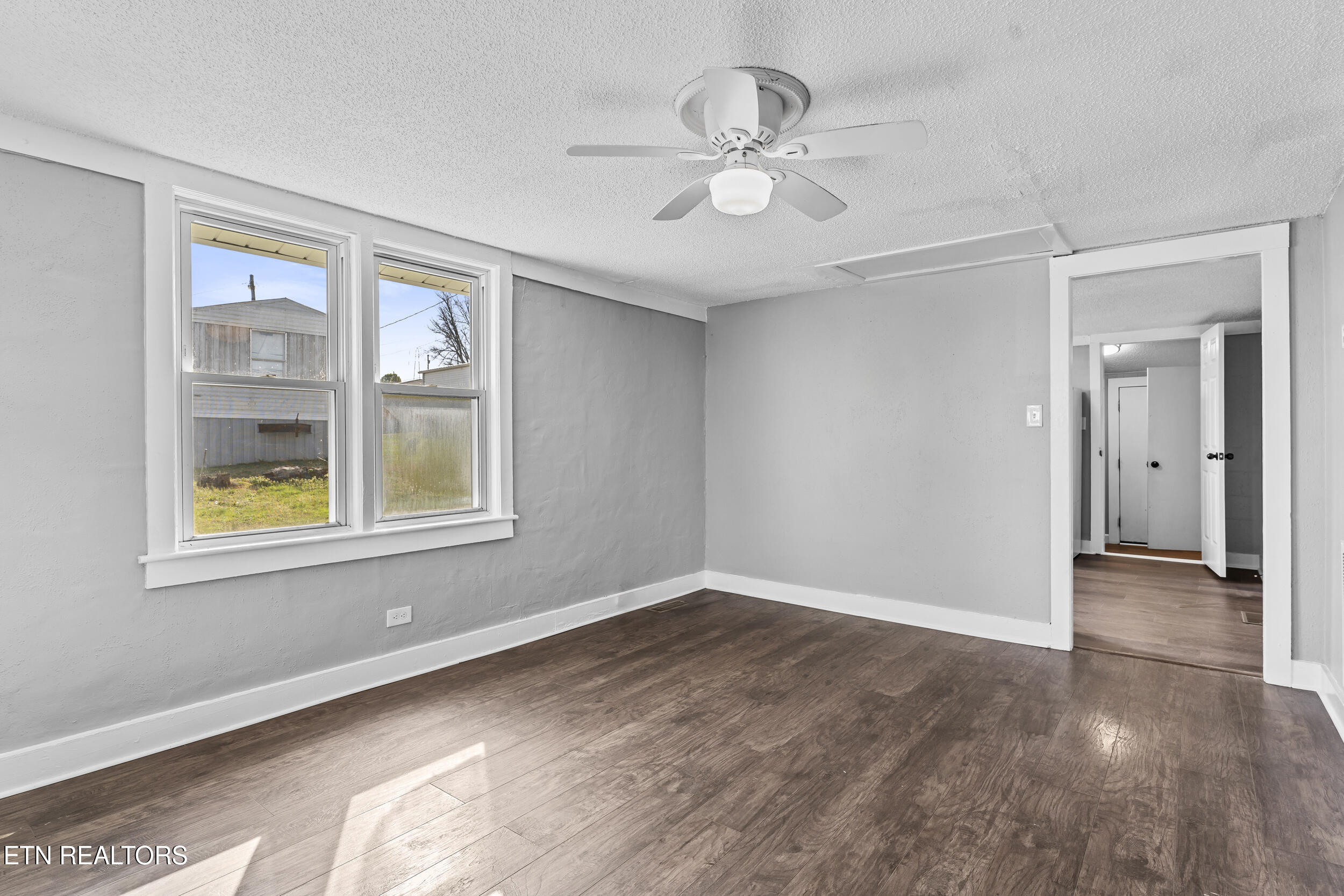 822 Vale Street Loudon, TN 37774 - Photo 17 of 27 5_005-822 vale st