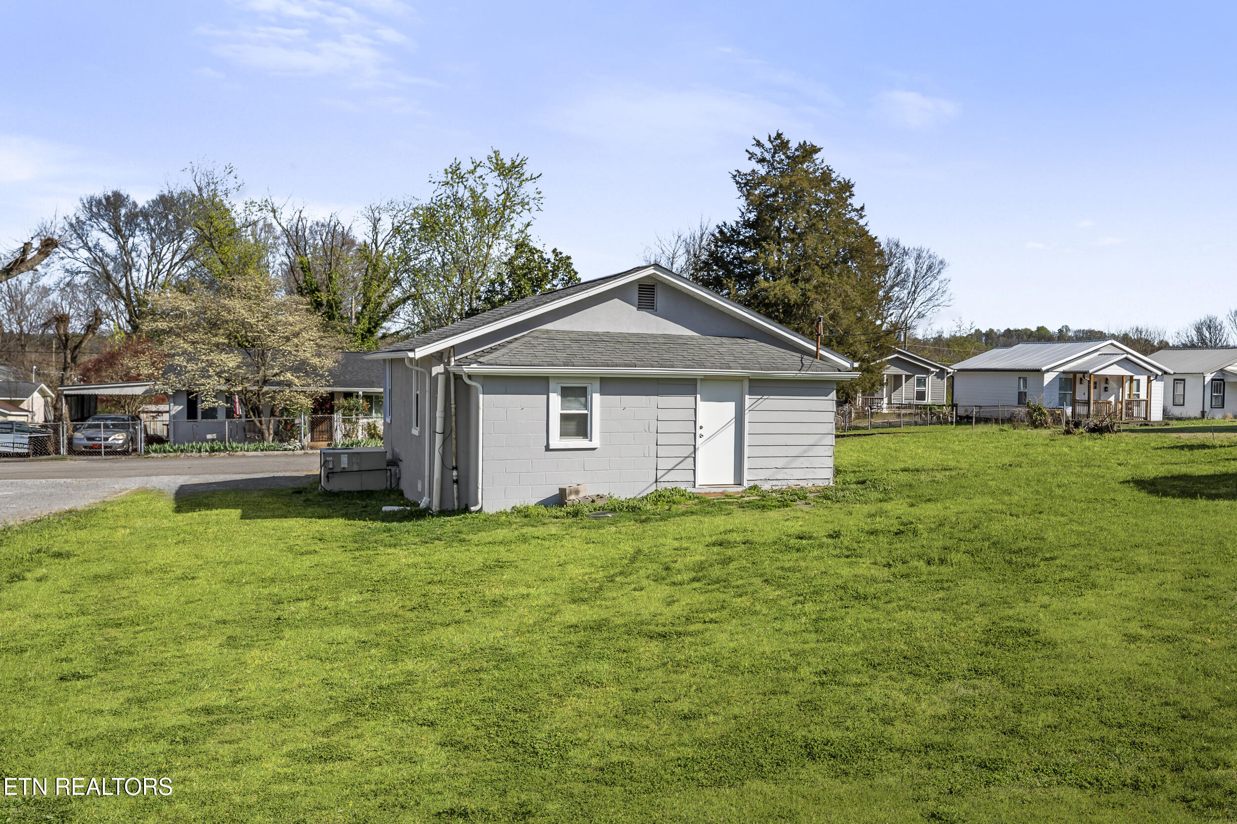 822 Vale Street Loudon, TN 37774 - Photo 23 of 27 20_020-822 vale st