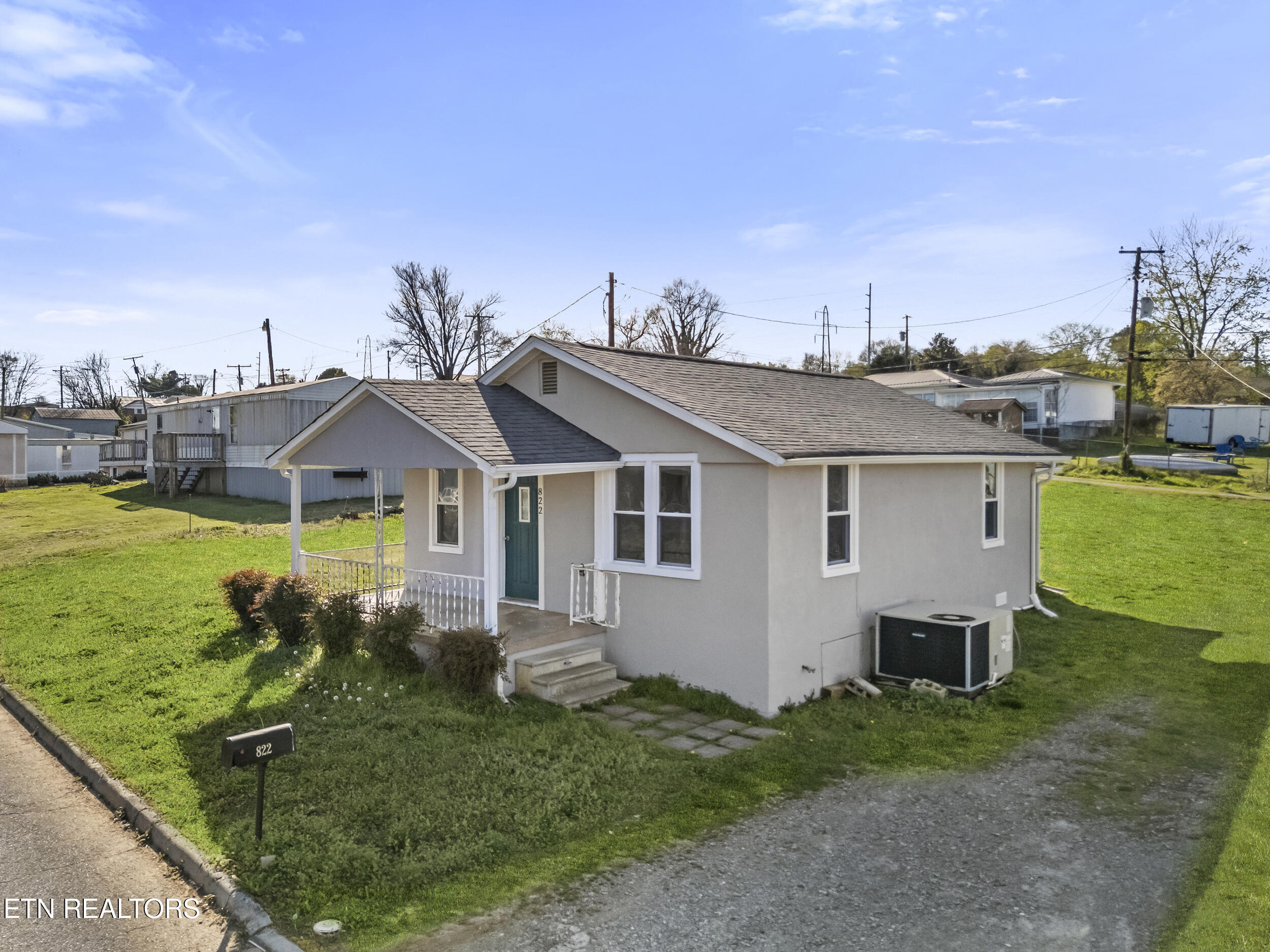 822 Vale Street Loudon, TN 37774 - Photo 4 of 27 25_025-822 vale st