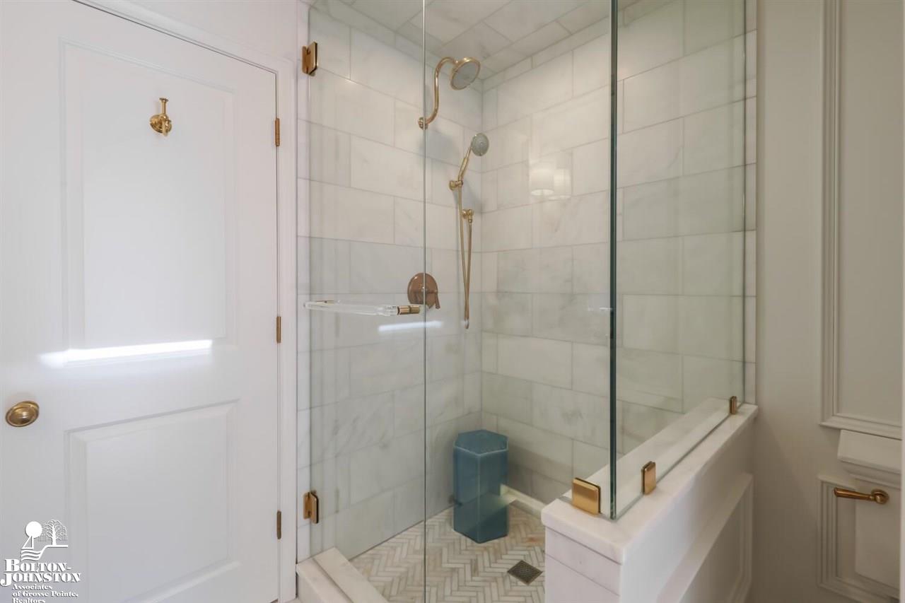 9 Stratton Place Grosse Pointe Shores, MI 48236 - Photo 52 of 68