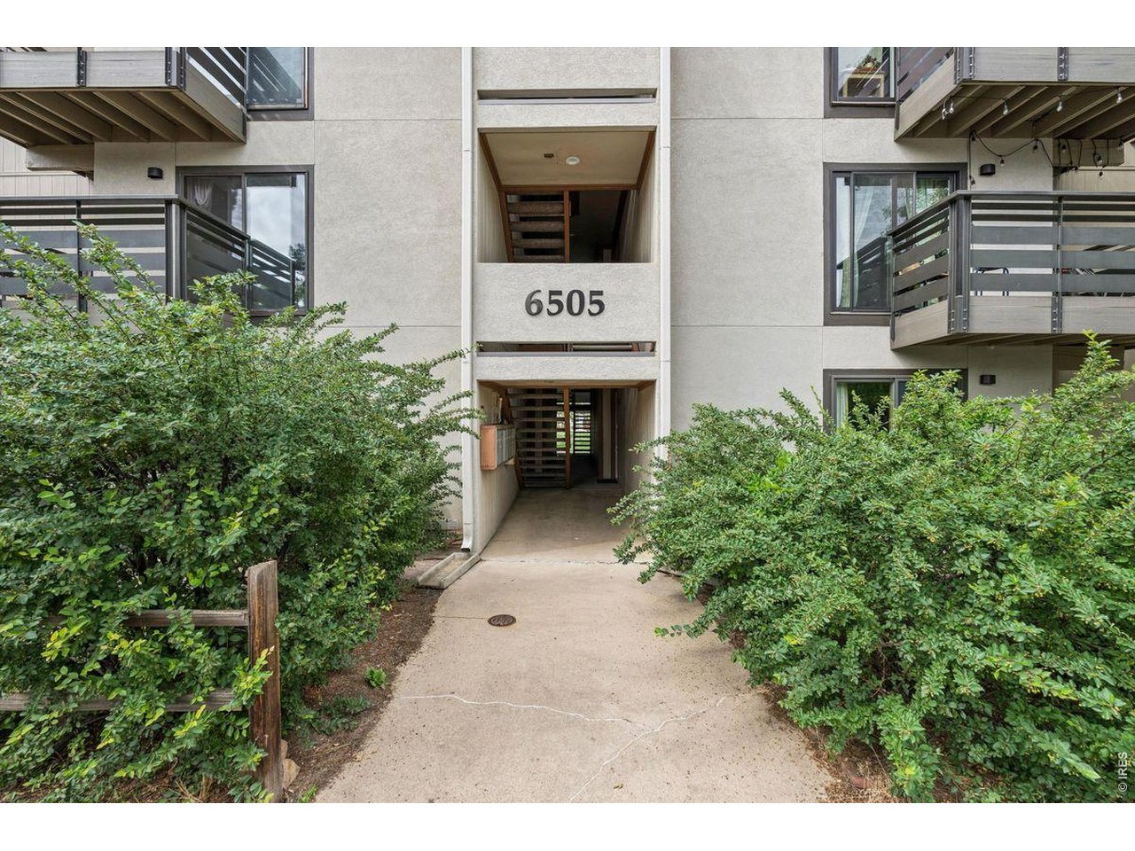 6505 Kalua Road, Unit 302B Boulder, CO 80301 - Photo 12 of 16 well maintained exterior
