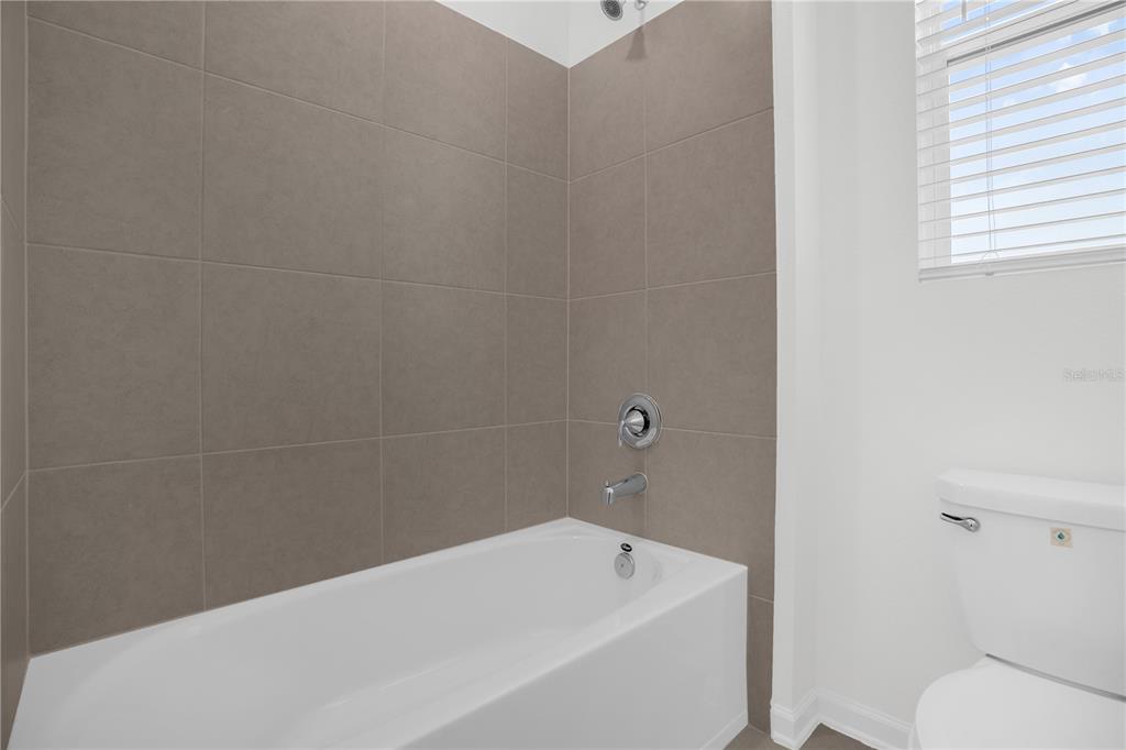 2533 Rider Rain Lane Apopka, FL 32703 - Photo 19 of 33