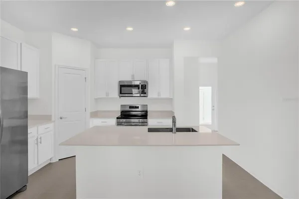 $2,600 | 2533 Rider Rain Lane, Apopka, FL 32703