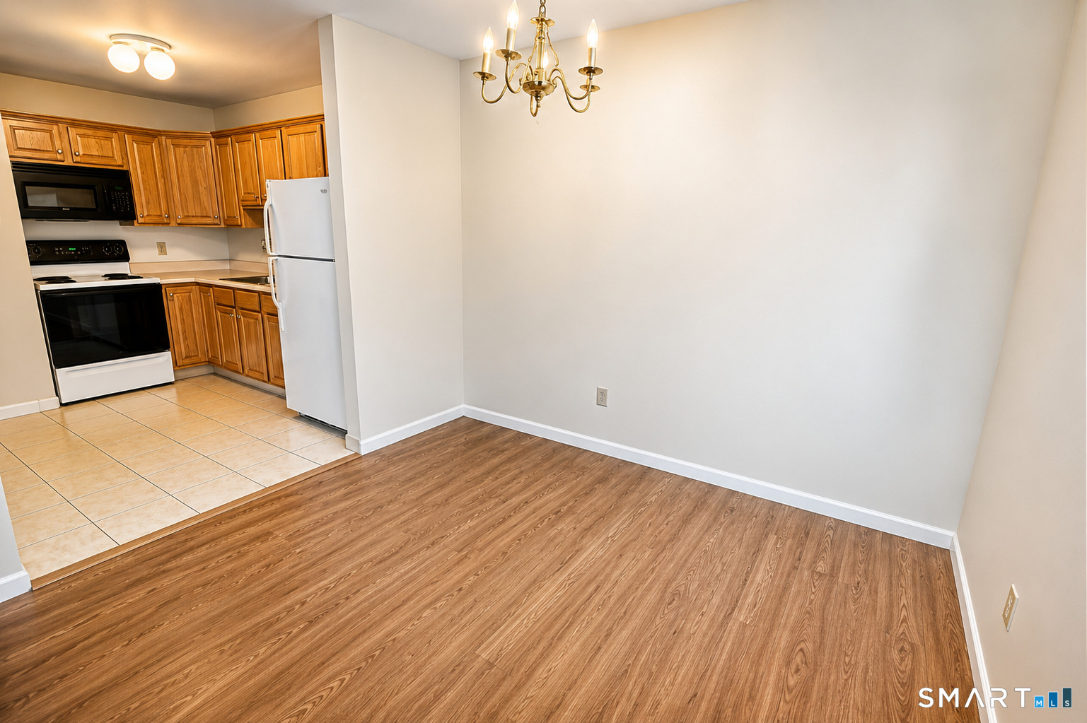 185 Scott Road, Unit 3B Waterbury, CT 06705 - Photo 4 of 9