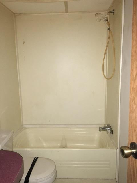 505 Luna Road Sparta, TN 38583 - Photo 7 of 7 Bathroom 2