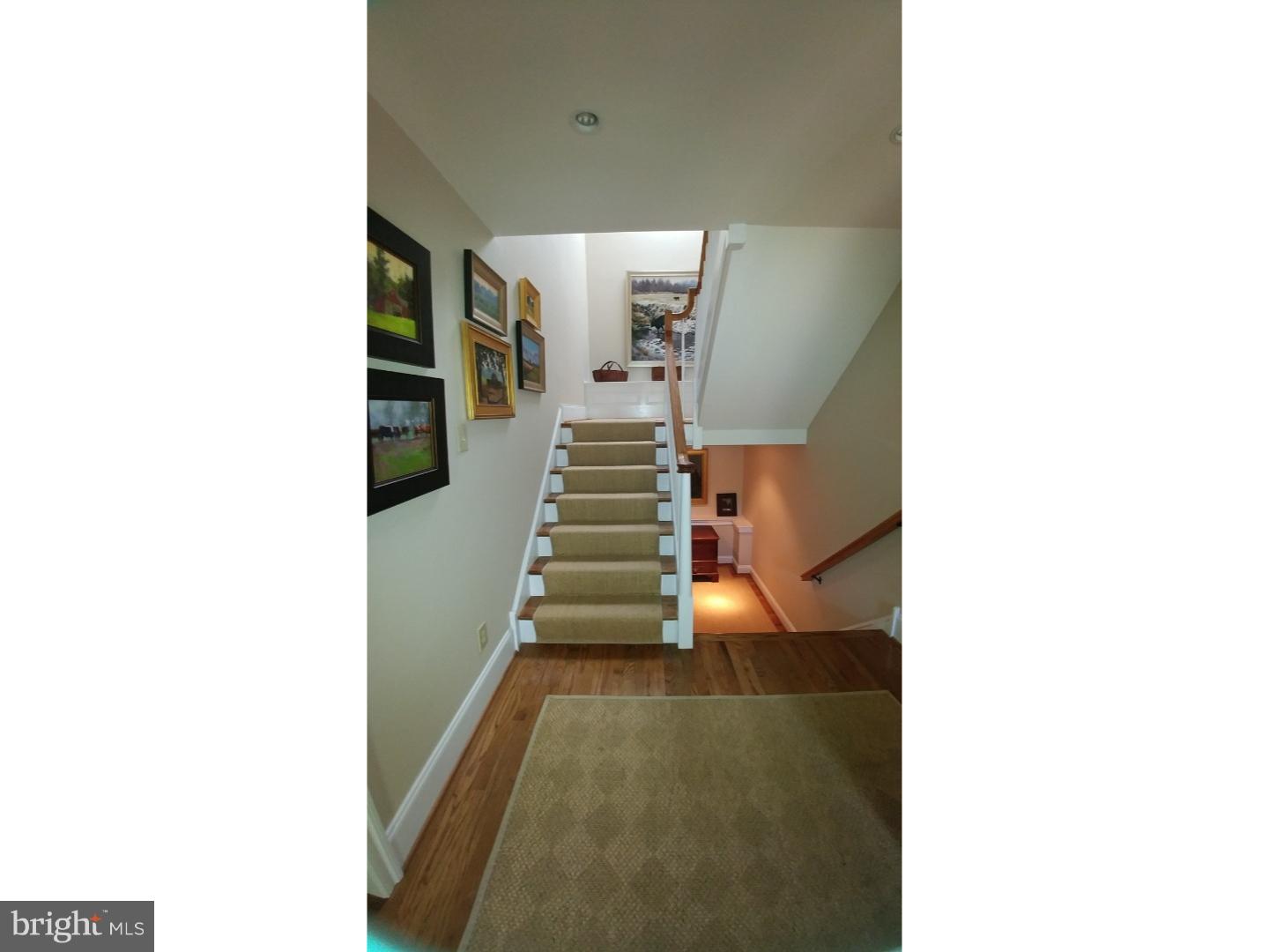 456 Inveraray Villanova, PA 19085 - Photo 12 of 23 Foyer