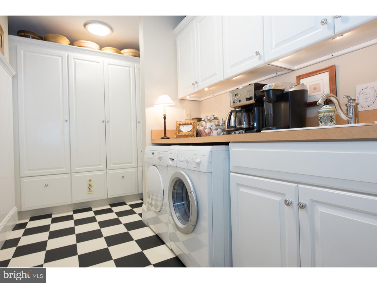456 Inveraray Villanova, PA 19085 - Photo 22 of 23 Laundry Room