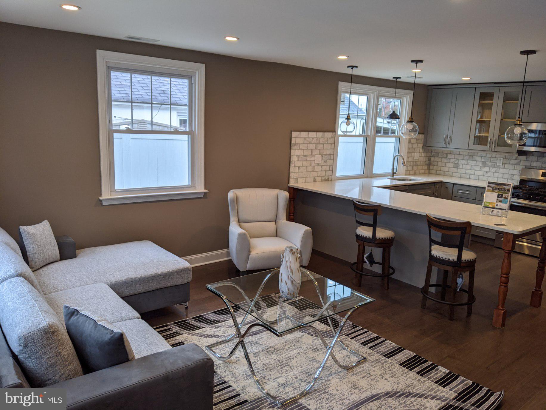 1014 Ripley Street Philadelphia, PA 19111 - Photo 3 of 26 Gallery Image 3