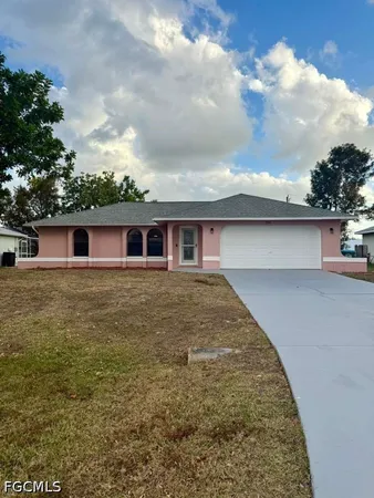 $2,150 | 930 Southwest 34th Street, Cape Coral, FL 33914
