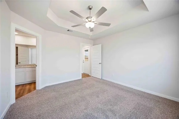$2,400 | 5311 Basquiat Drive, Houston, TX 77048
