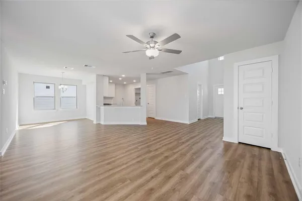 $2,400 | 5311 Basquiat Drive, Houston, TX 77048