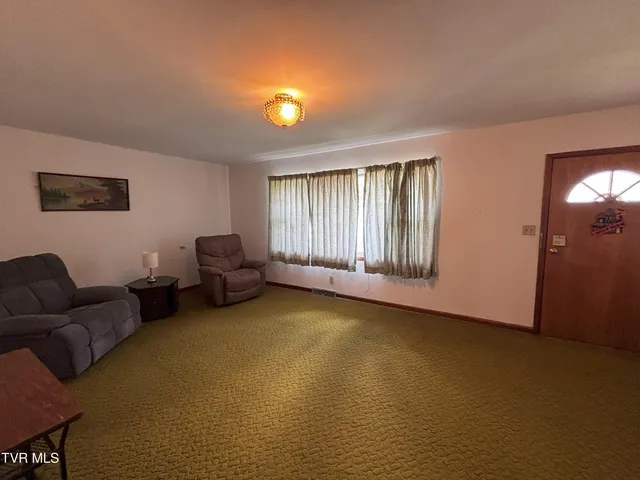 $139,000 | 220 Russell Street, Jonesville, VA 24263