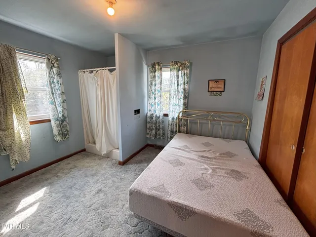 $139,000 | 220 Russell Street, Jonesville, VA 24263