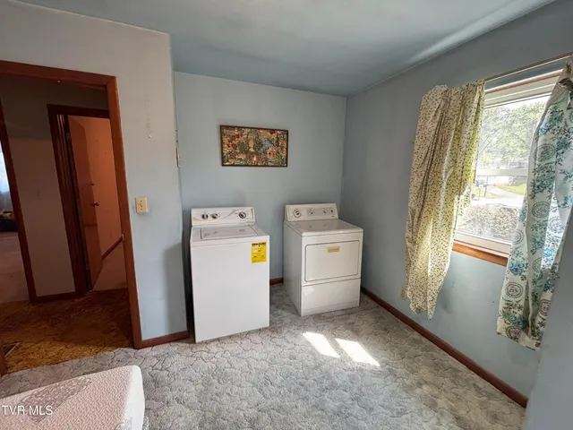 $139,000 | 220 Russell Street, Jonesville, VA 24263